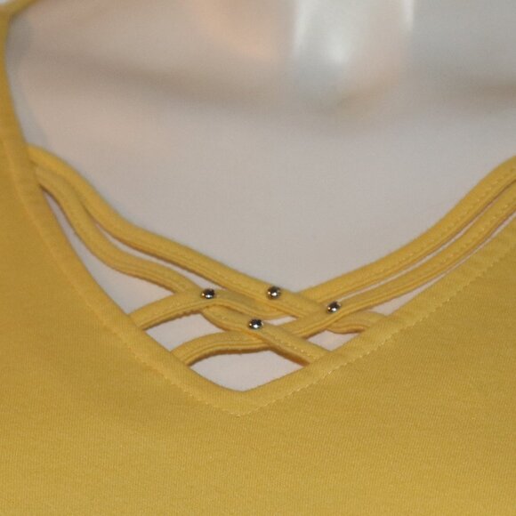🌞✨💛 Alfred Dunner Tee · Crisscross Sparkle · Size L - Picture 3 of 6